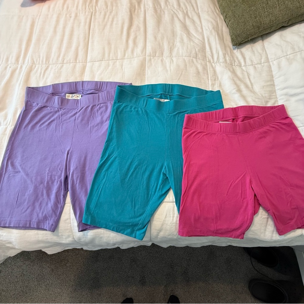 Lot 3 — Old Navy High-Waisted Biker Shorts, Varying Inseams, All Size XL